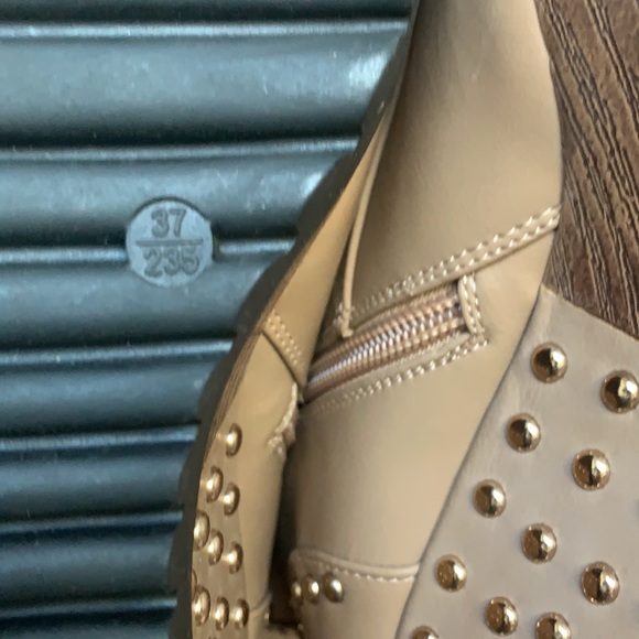 Wonder Woman Pandemic Edition Studded Wedge Heels - Picture 13 of 14